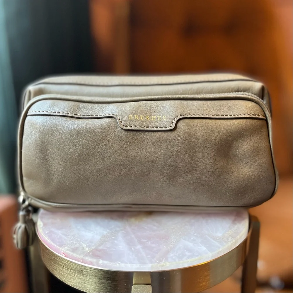 Anya Hindmarch vintage leather Makeup Travel Bag tan olive color rare - Picture 7 of 10